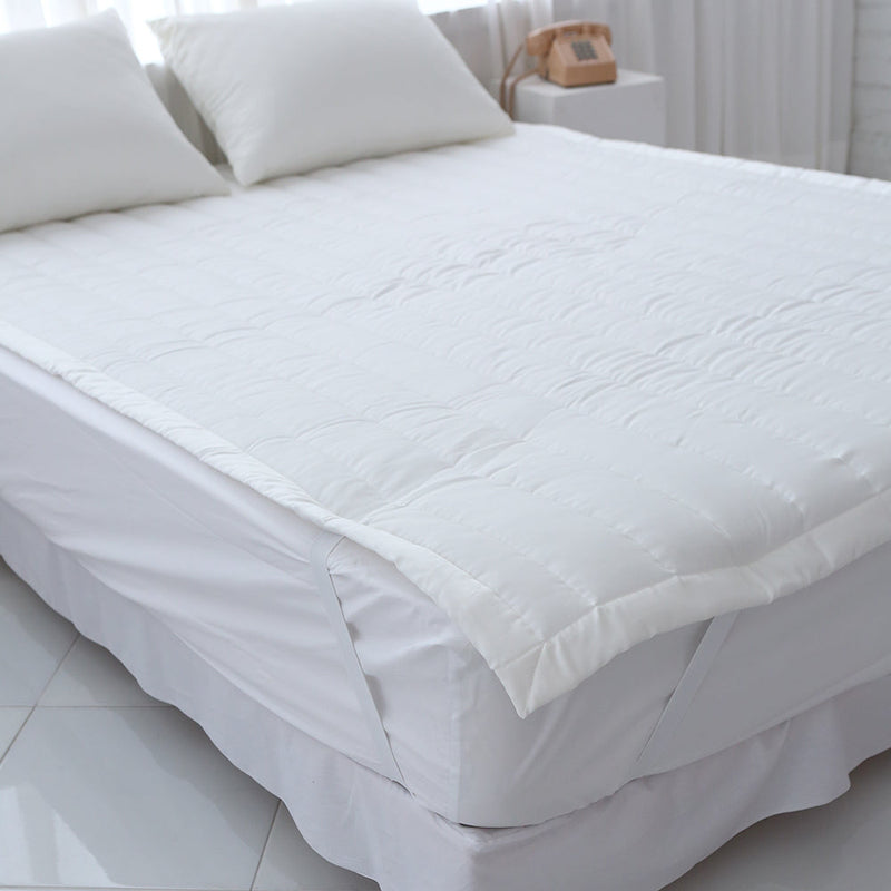 Cotton Satin Mattress Pad with Elastic Band - Full Size