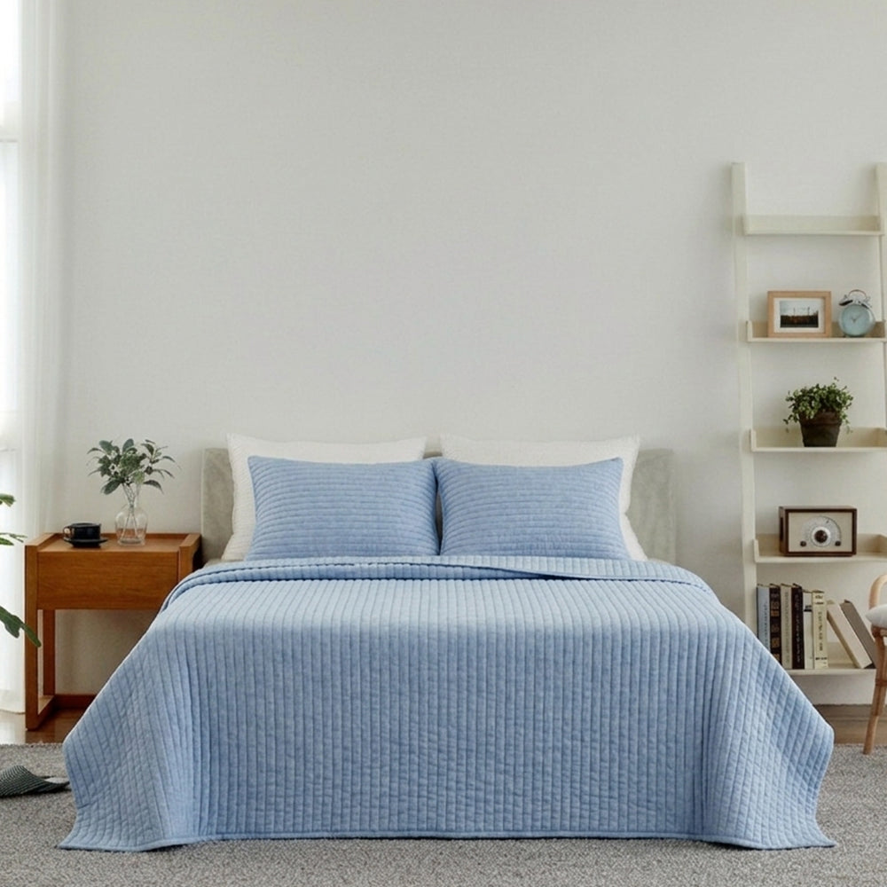 Viscose Rayon Quilt & Bedspread in Sky Blue