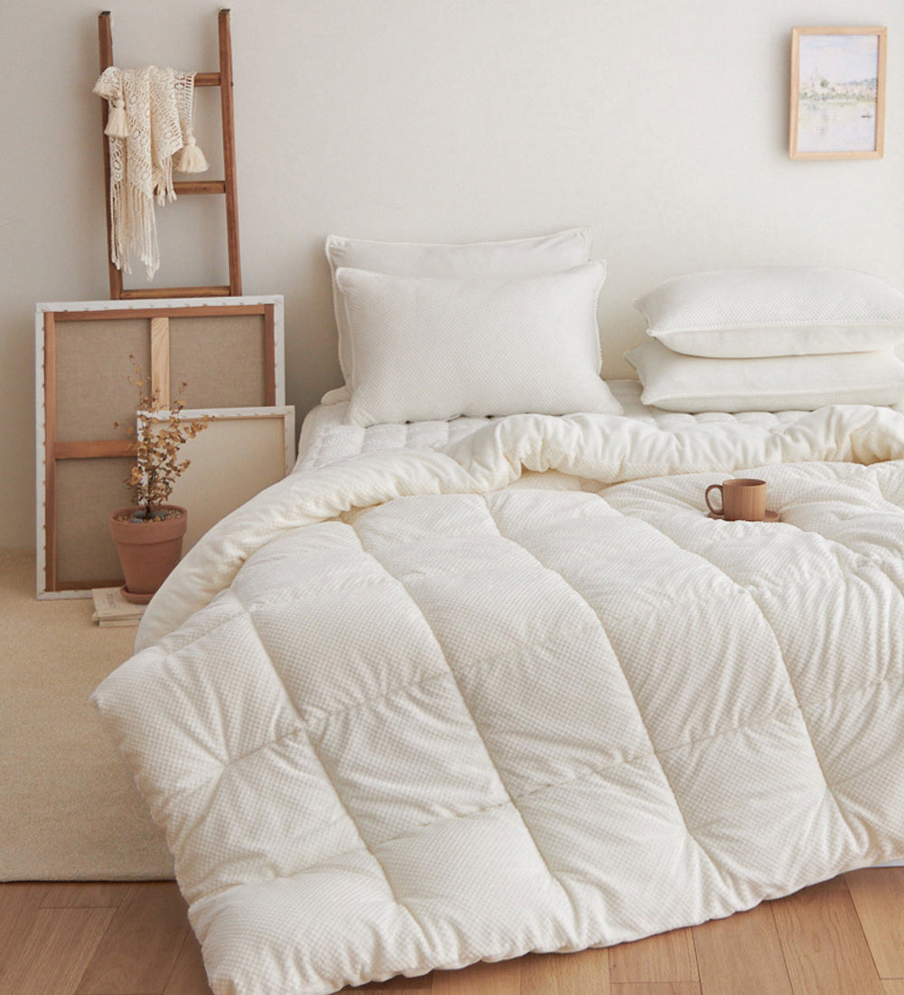 Solid & Flower Microfiber Comforter Set