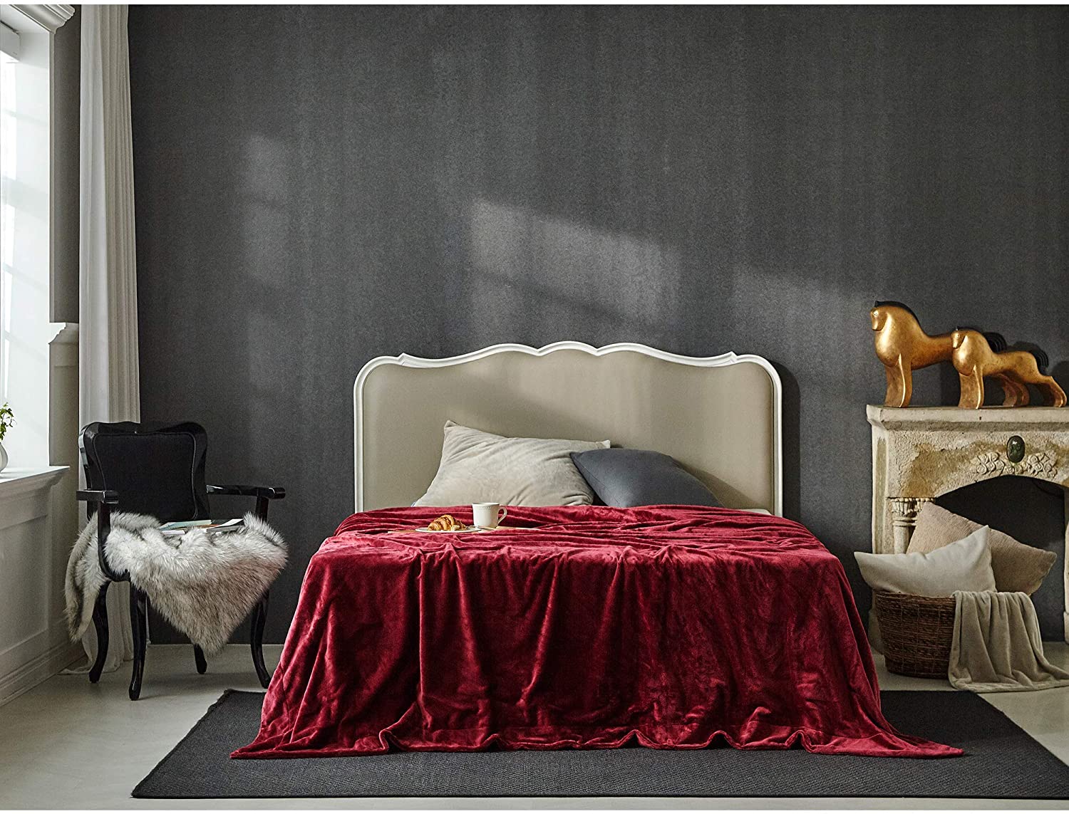 Premium Microfiber Fleece Blanket - Wine