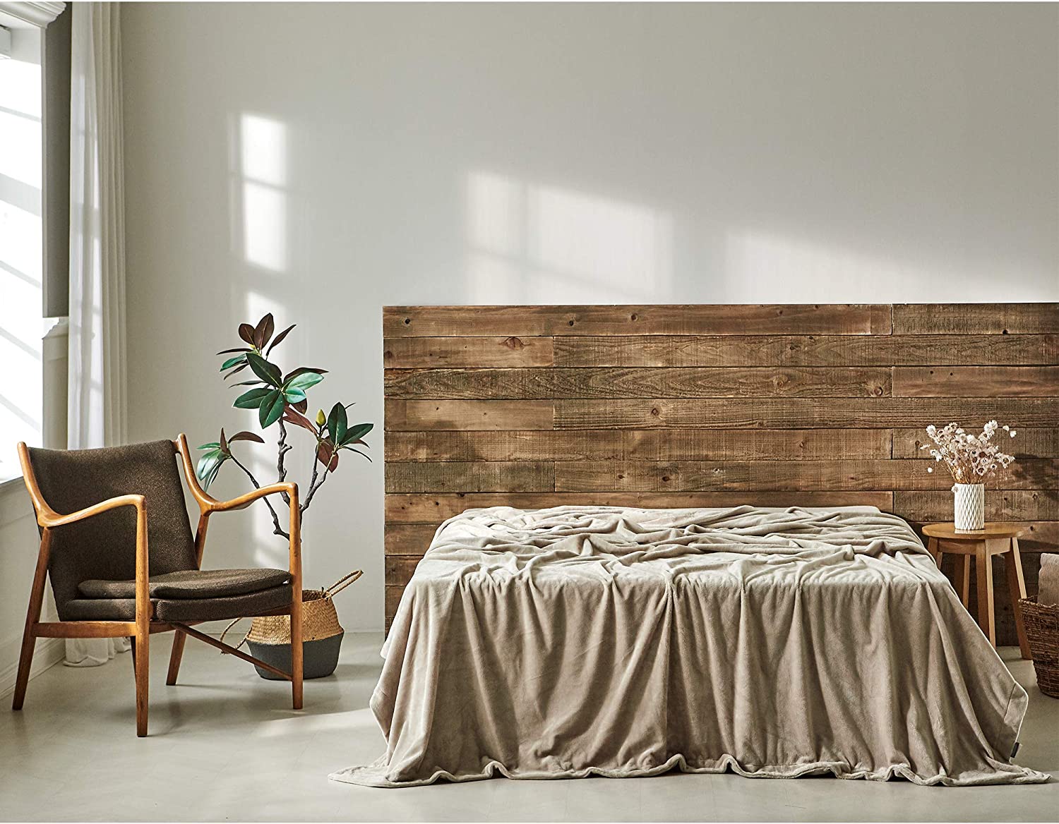 Premium Microfiber Fleece Blanket - Beige