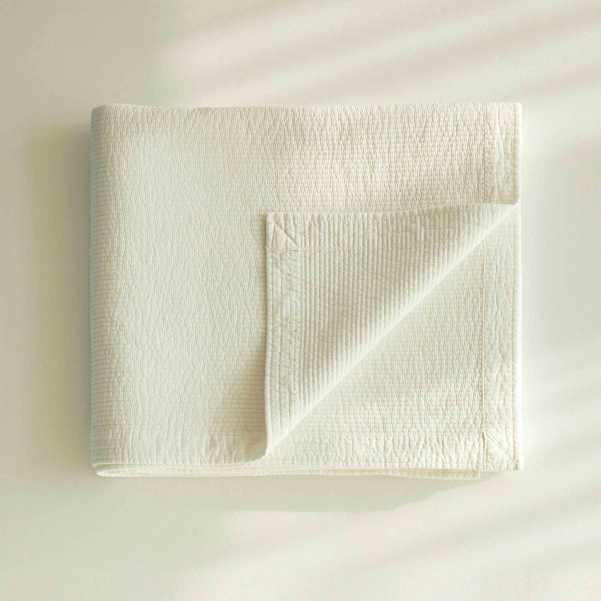 Pure Cotton Line Quilt Set in White