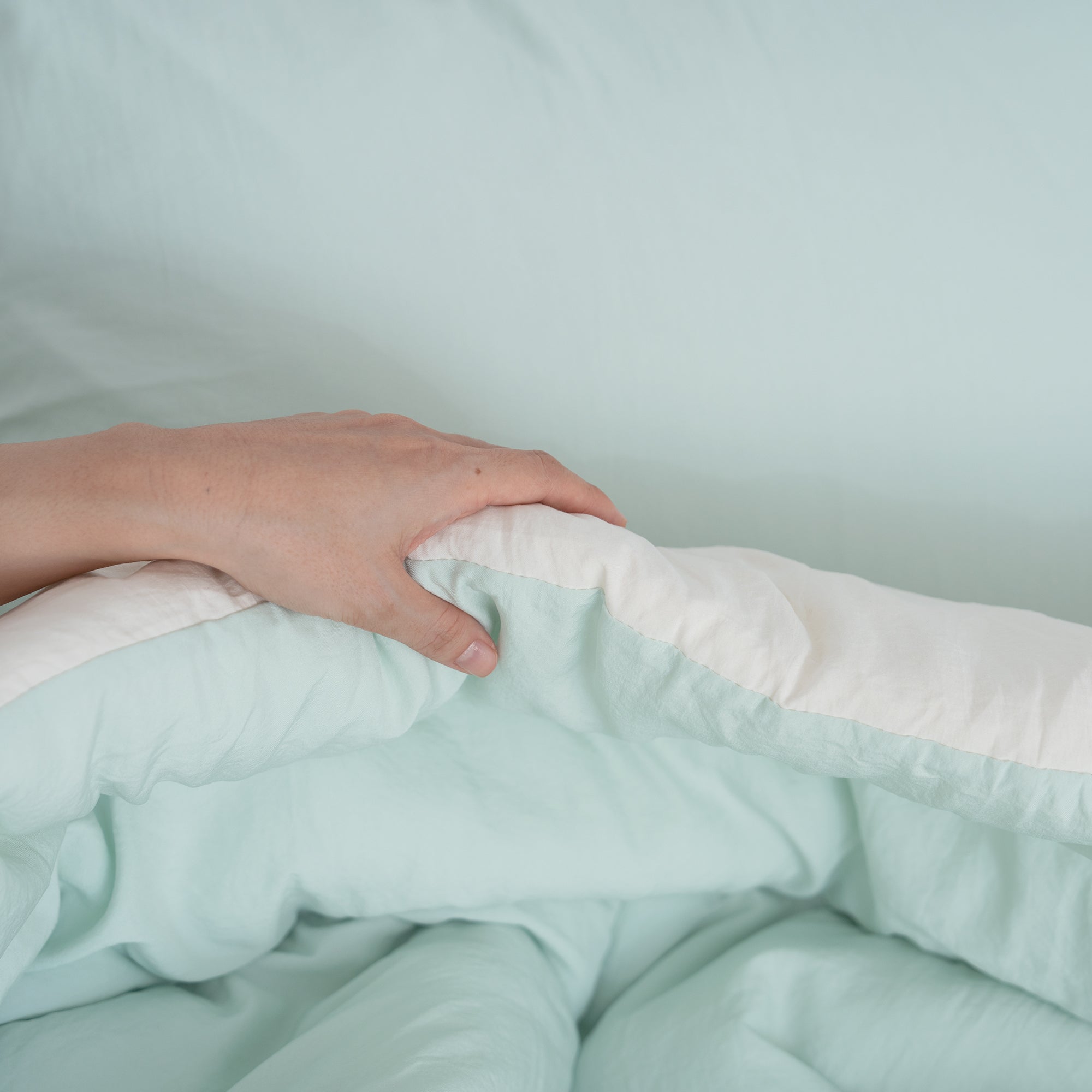 Semi-Microfiber Cloud Comforter - Mint