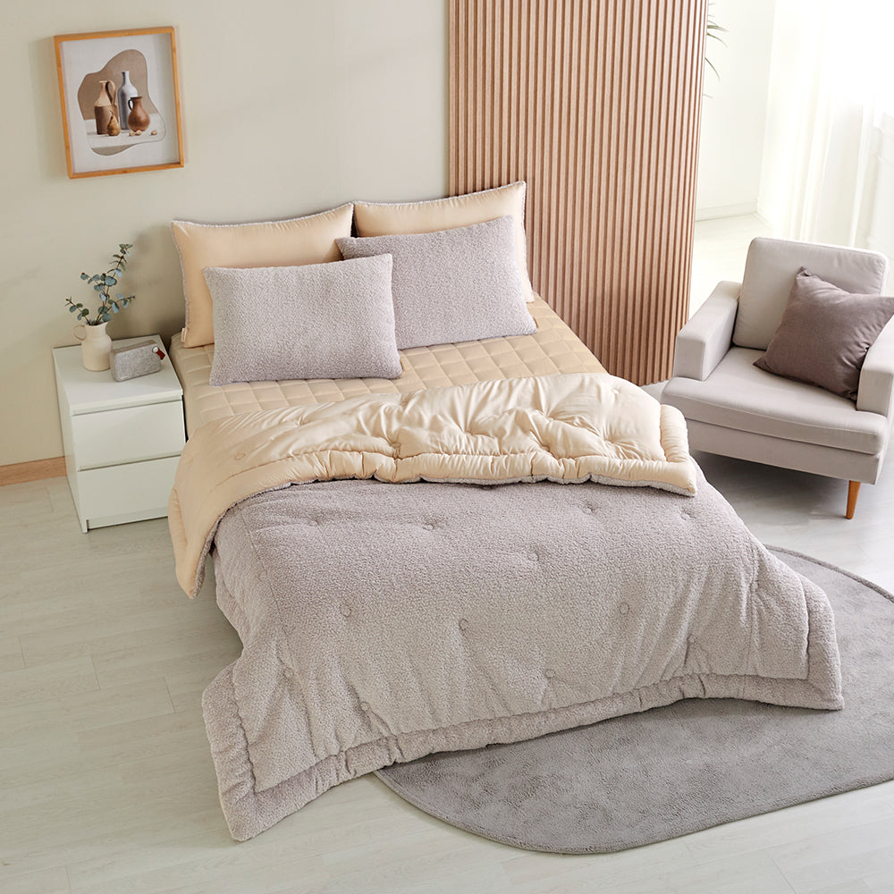 Baa Sherpa Fur Modal Comforter