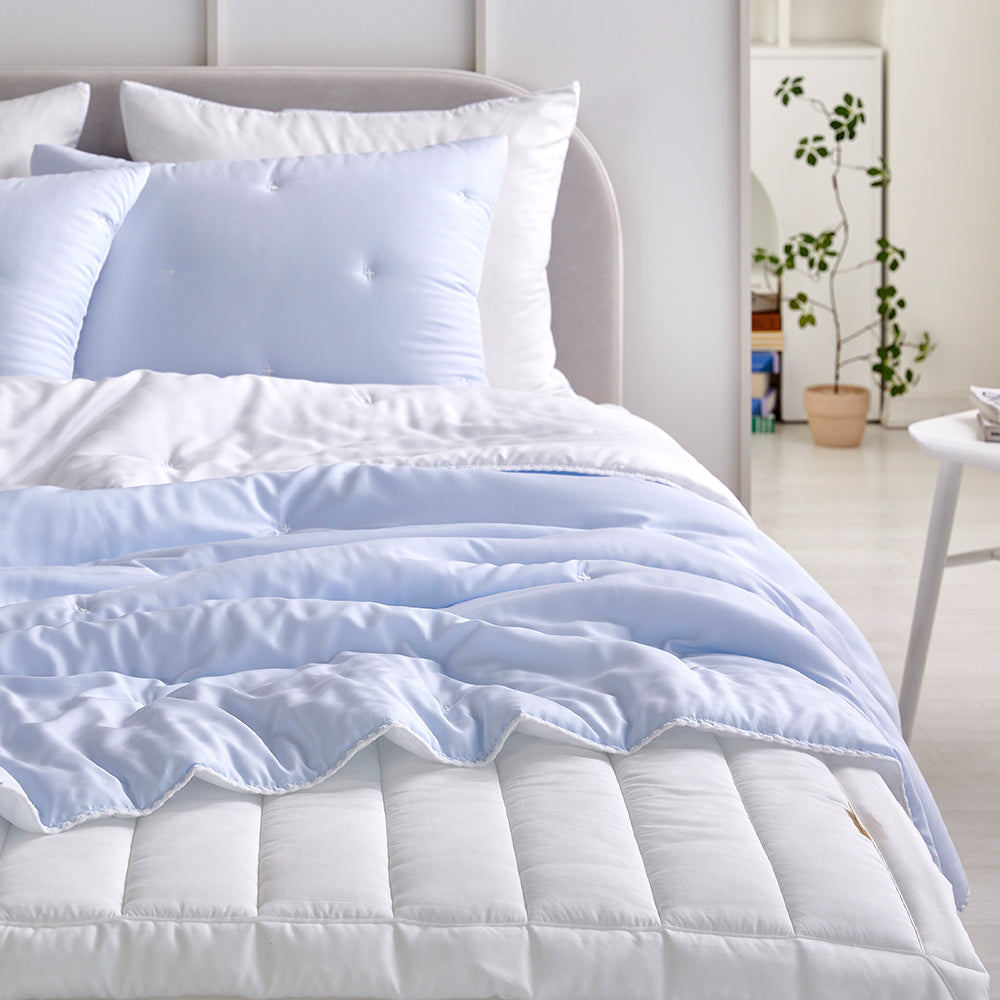 [NEW] Milky Tencel™ Modal Comforter Set - Light Blue/White