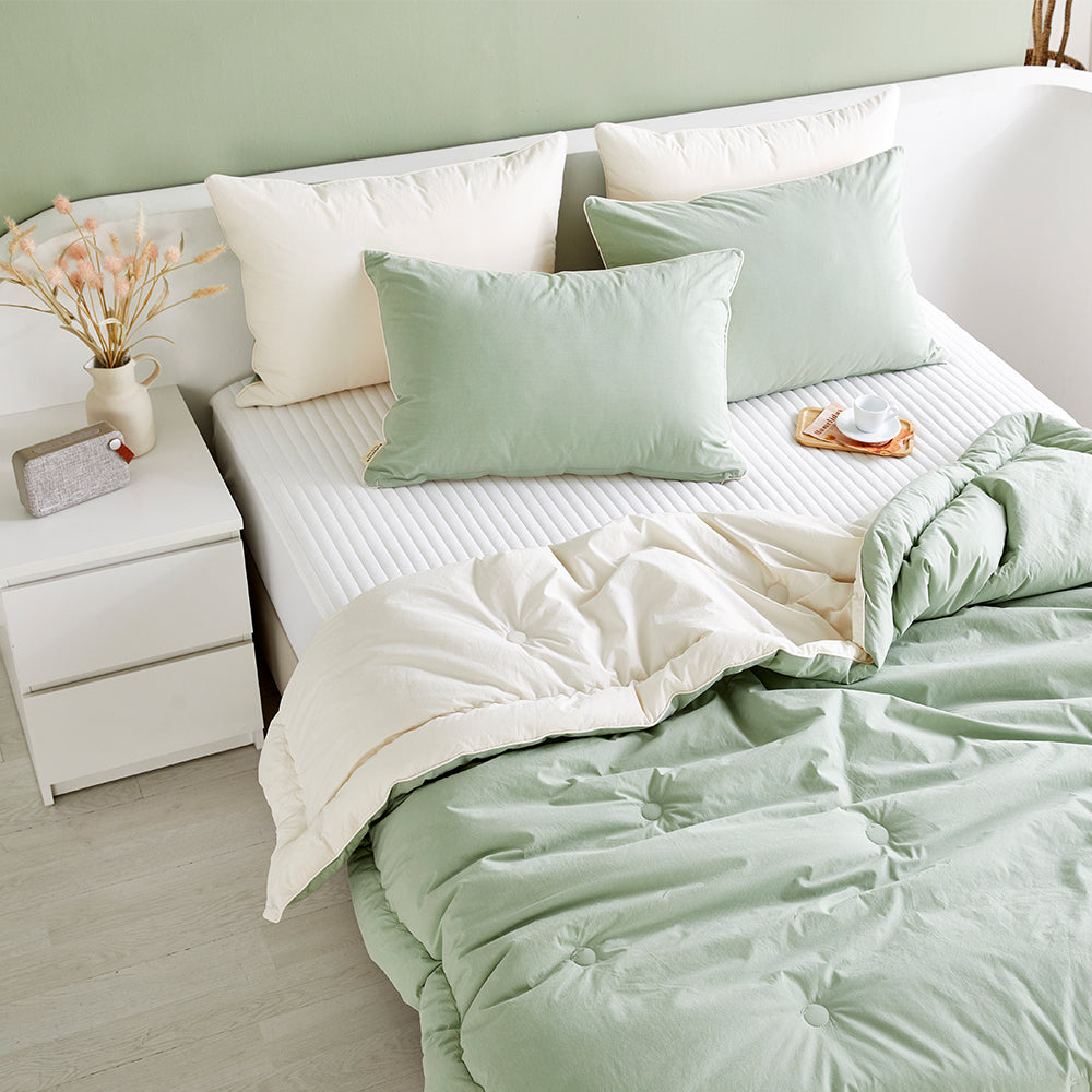 Dream High-Density Cotton Reversible Comforter Set - Green/Ivory