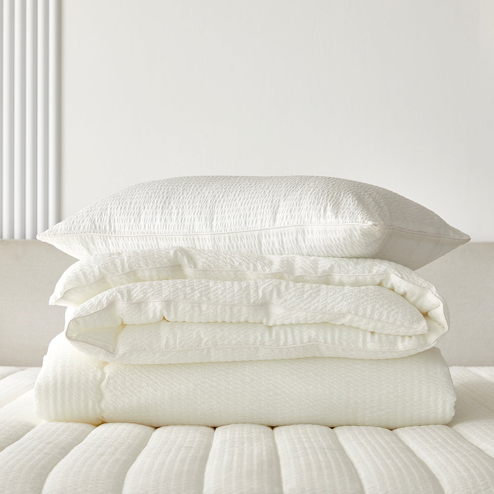 Breeze Bamboo Seersucker Comforter & Pad Set_Pure White