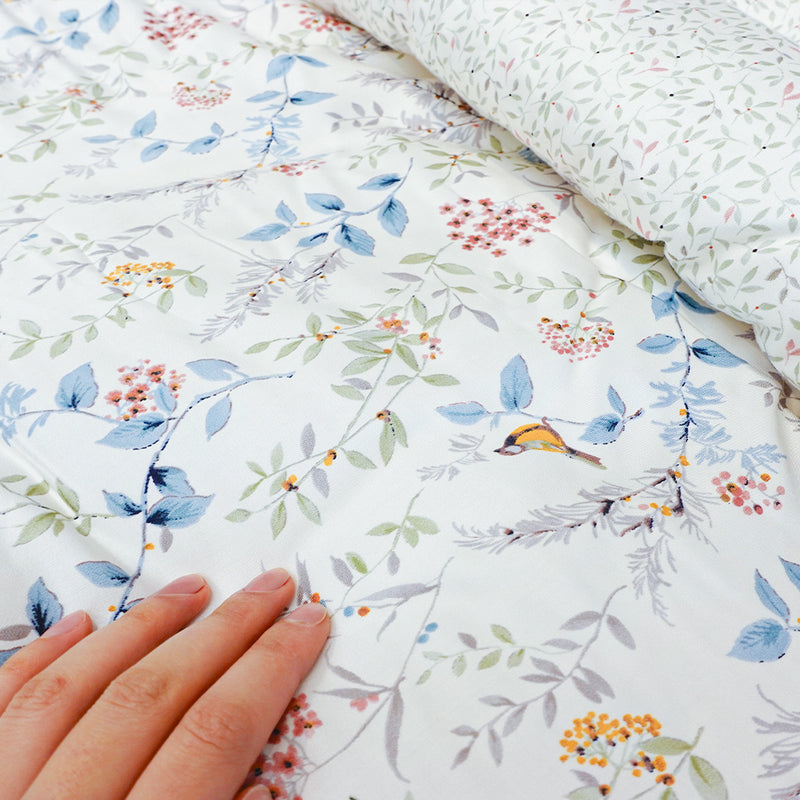 [2 weeks Custom Bedding] MOC Satin Flower Comforter Set