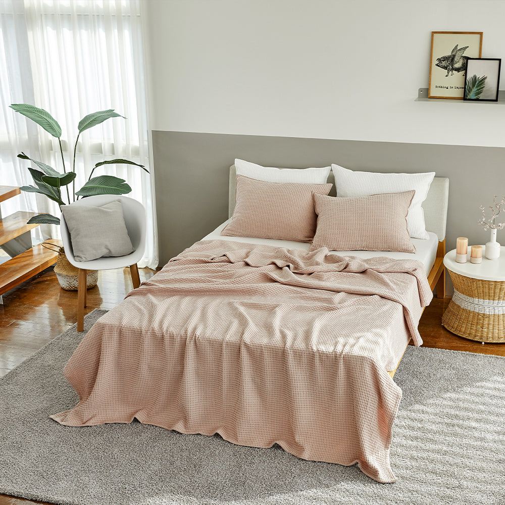 Natural Material Modal Waffle Blanket in Light Pink