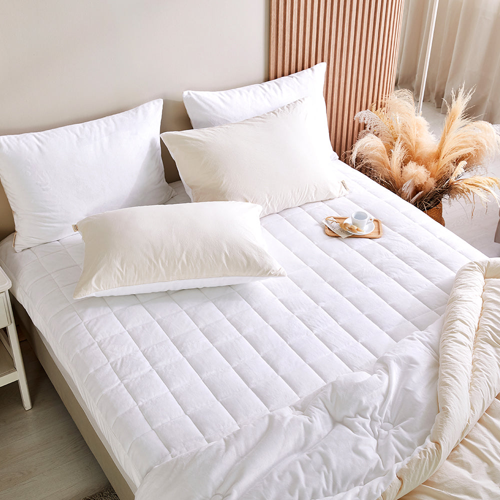 [Bundle] Harmony 3mm Microfiber & Percale Cotton Comforter & Pad Set - White&Ivory