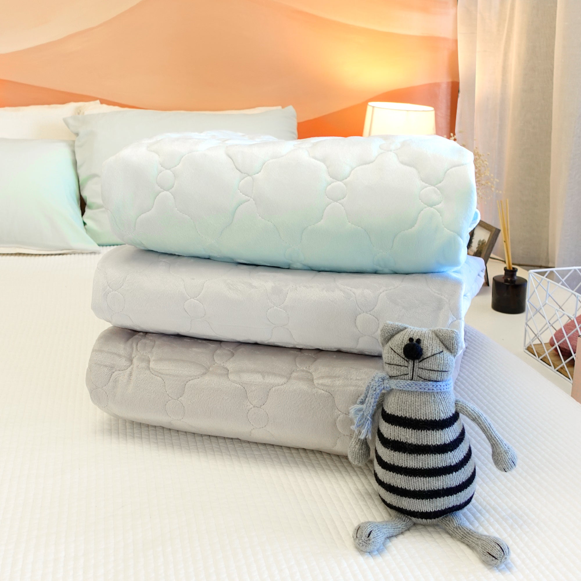 (3rd Restocked)Cozy Night Microfiber Mattress Pad
