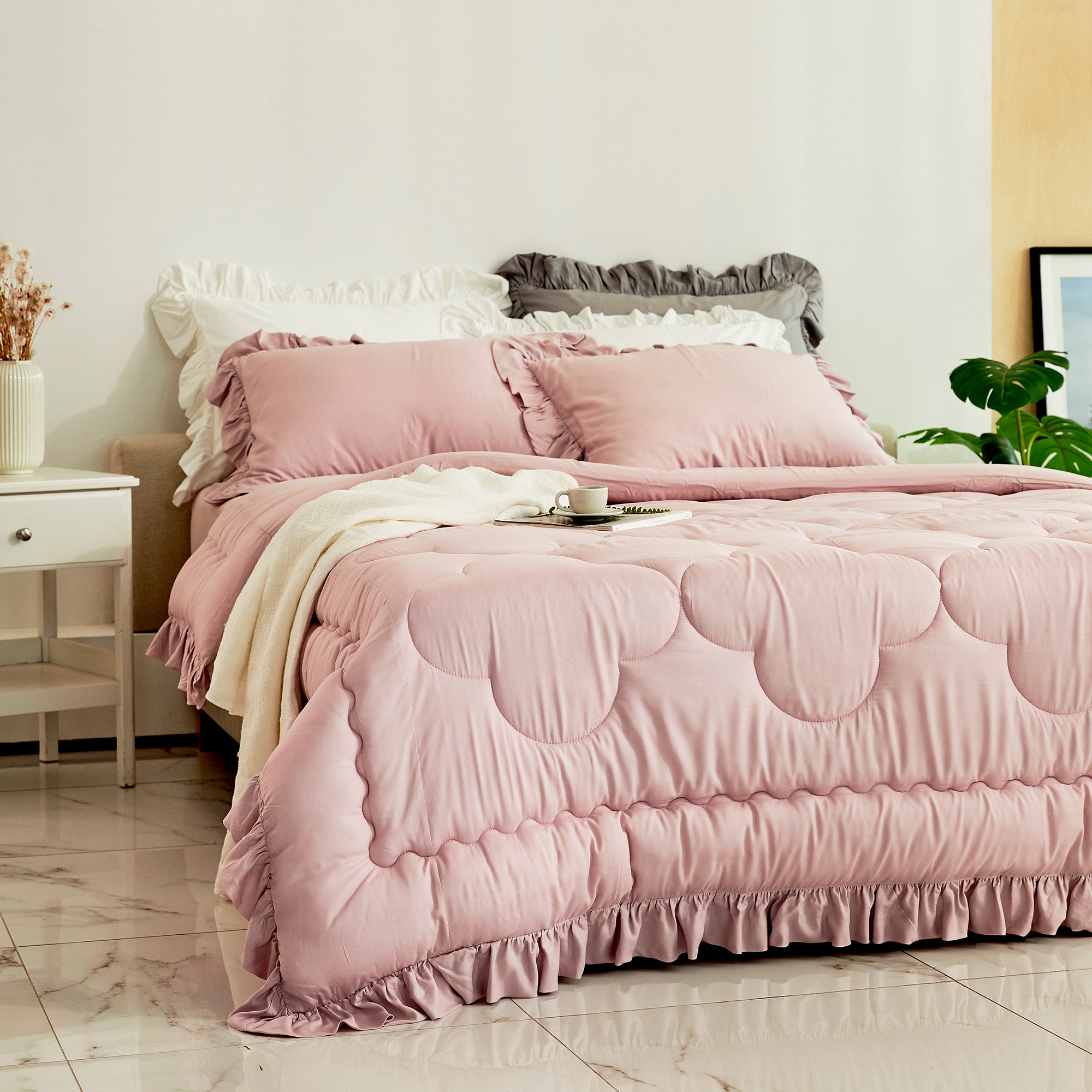 TENCEL™ MODAL Comforter Set in Light Pink