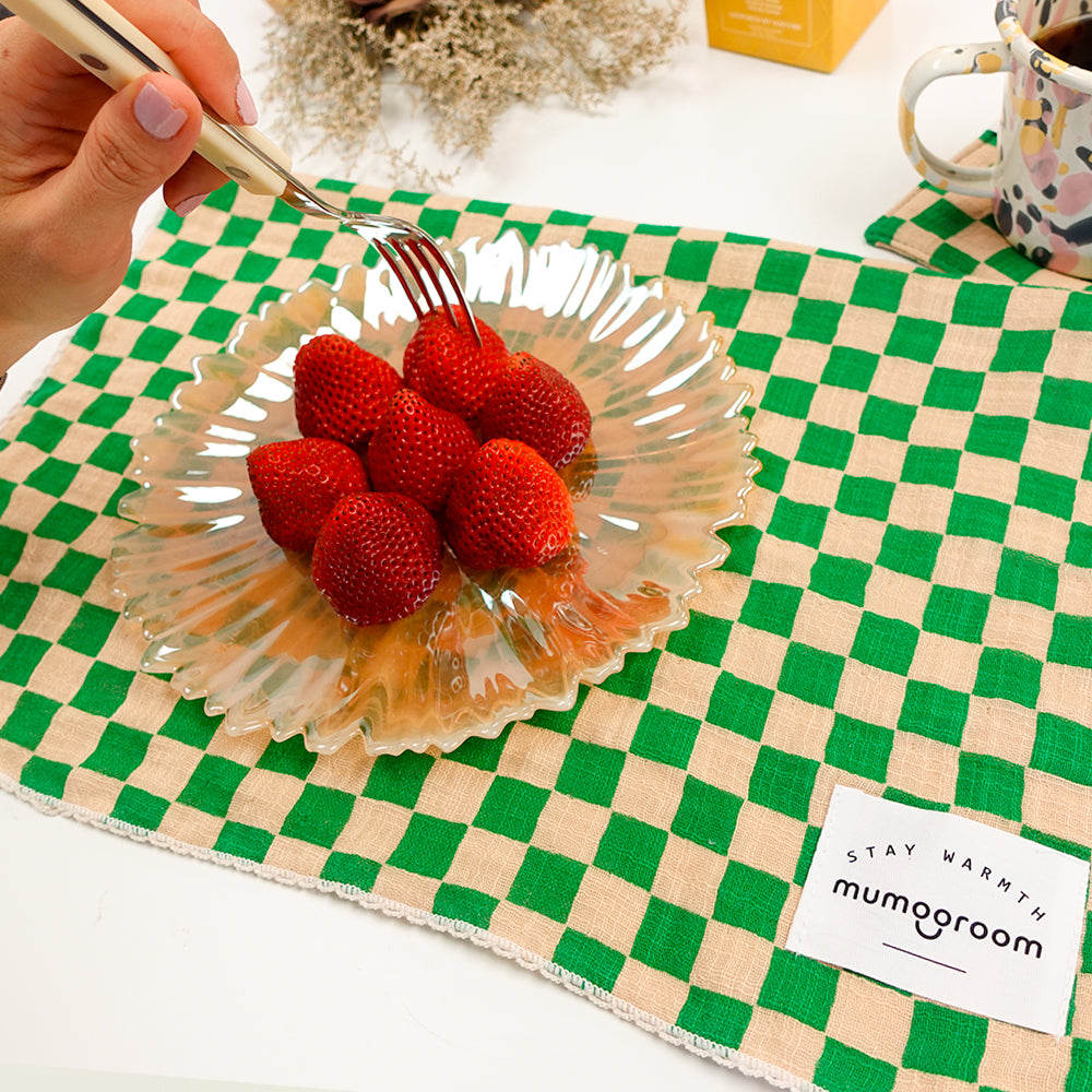 Chic Checker board Place Mat, Dish Cloth (Beige/Green, Mint/Navy)