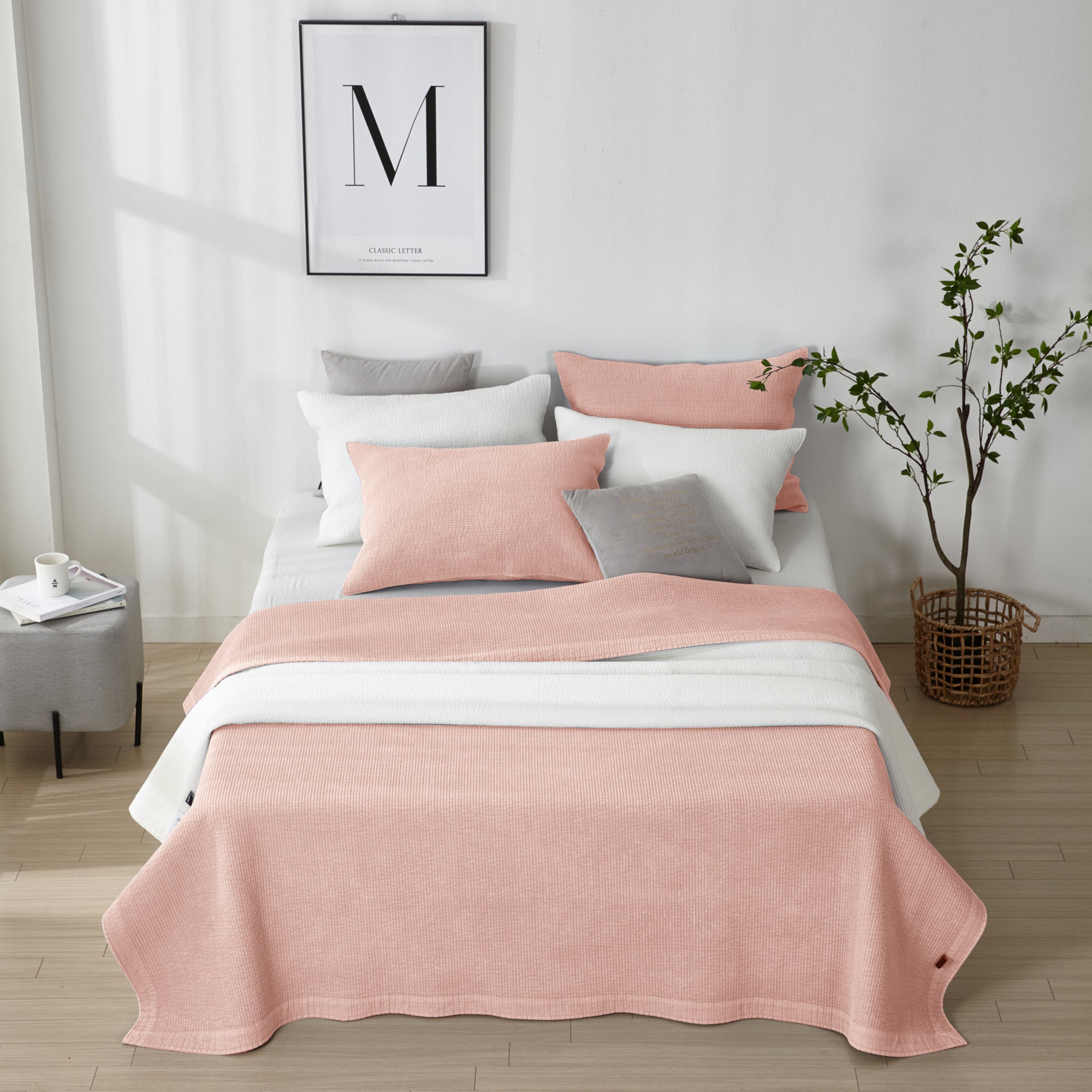 Pure Cotton Line Quilt Set in Peach Pink