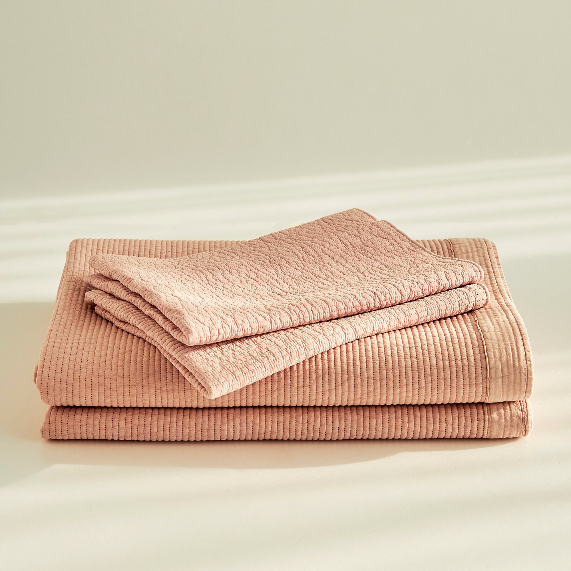 Pure Cotton Line Quilt Set in Peach Pink