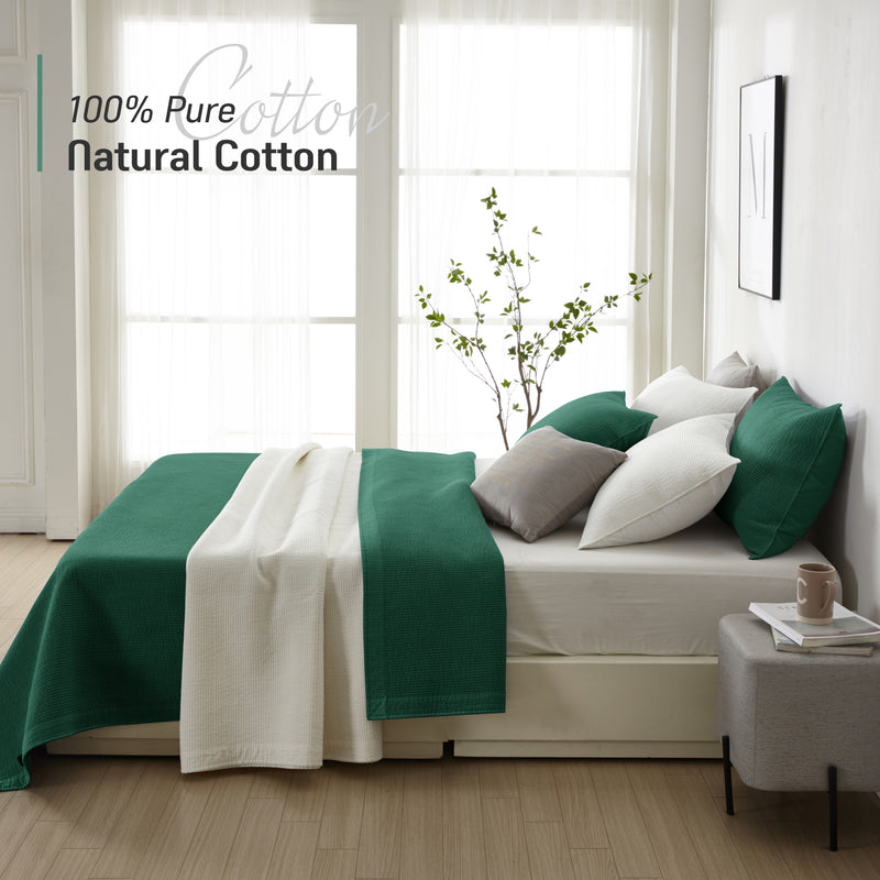 Pure Cotton Line Quilt Set in Forest Green